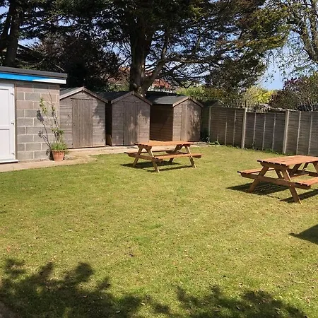 New 2 Bedroom First Floor Apartment Close To Beach Bournemouth Exterior photo