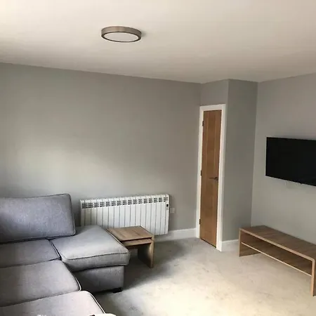 New 2 Bedroom First Floor Apartment Close To Beach Bournemouth Exterior photo
